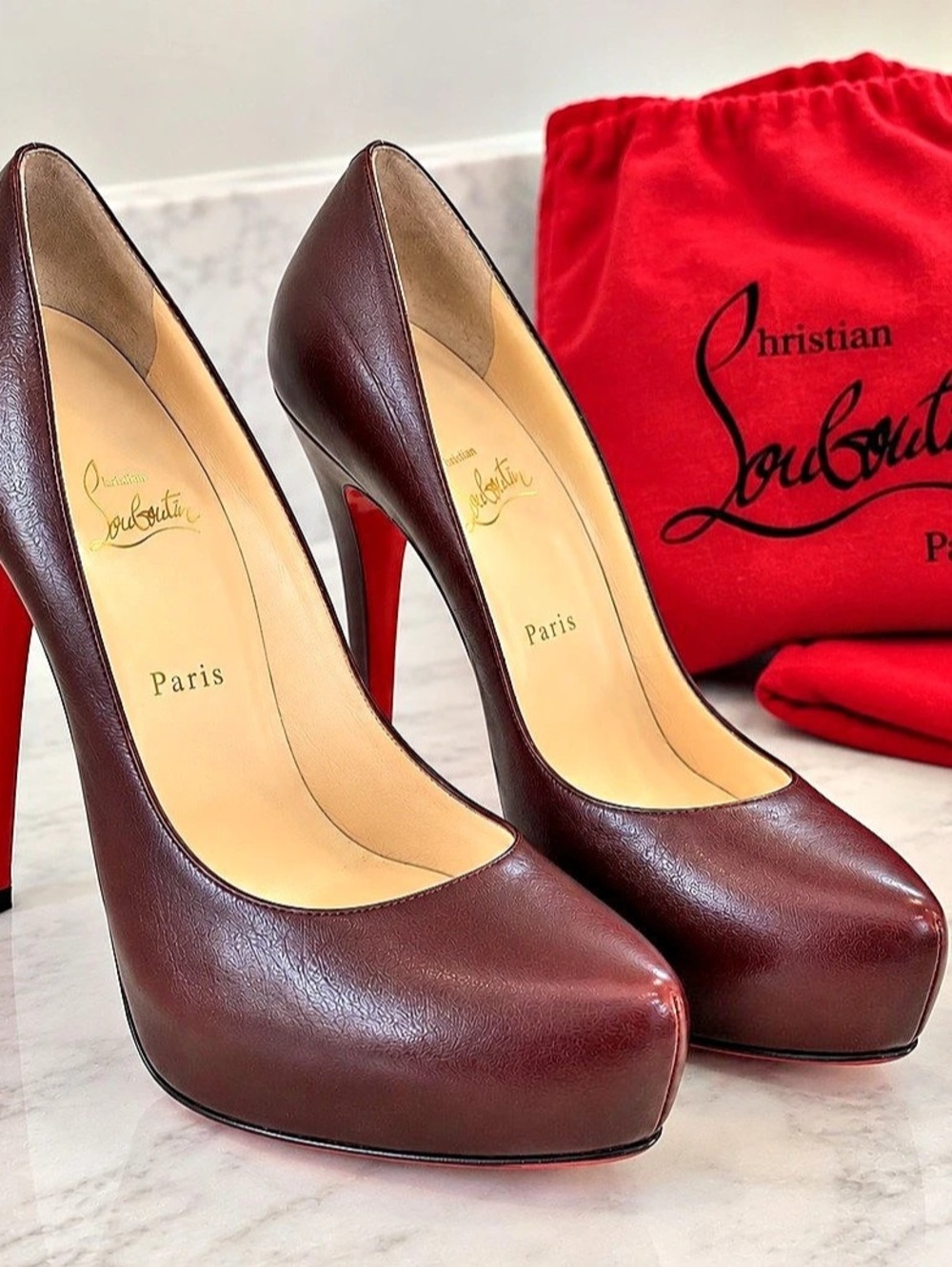 Christian Louboutin Burgundy heels 38.5